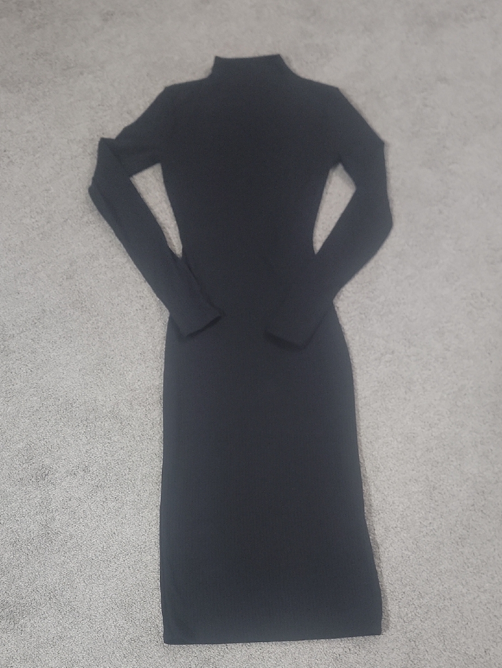 High Class Mock Neck Long Sleeve Midi Dress Medium